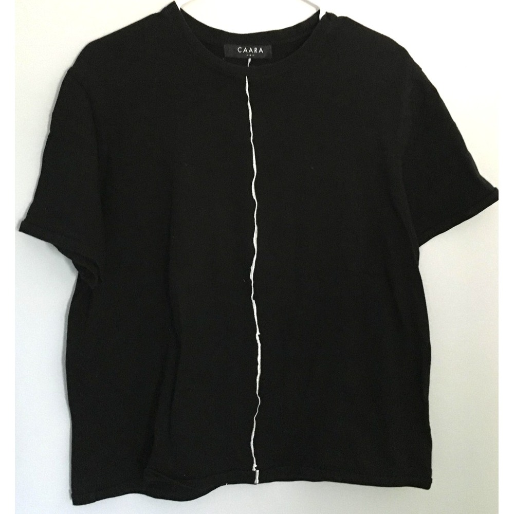 CAARA Shirt Womens Medium Black Contrast Stitch Line Minimalist Tee Top